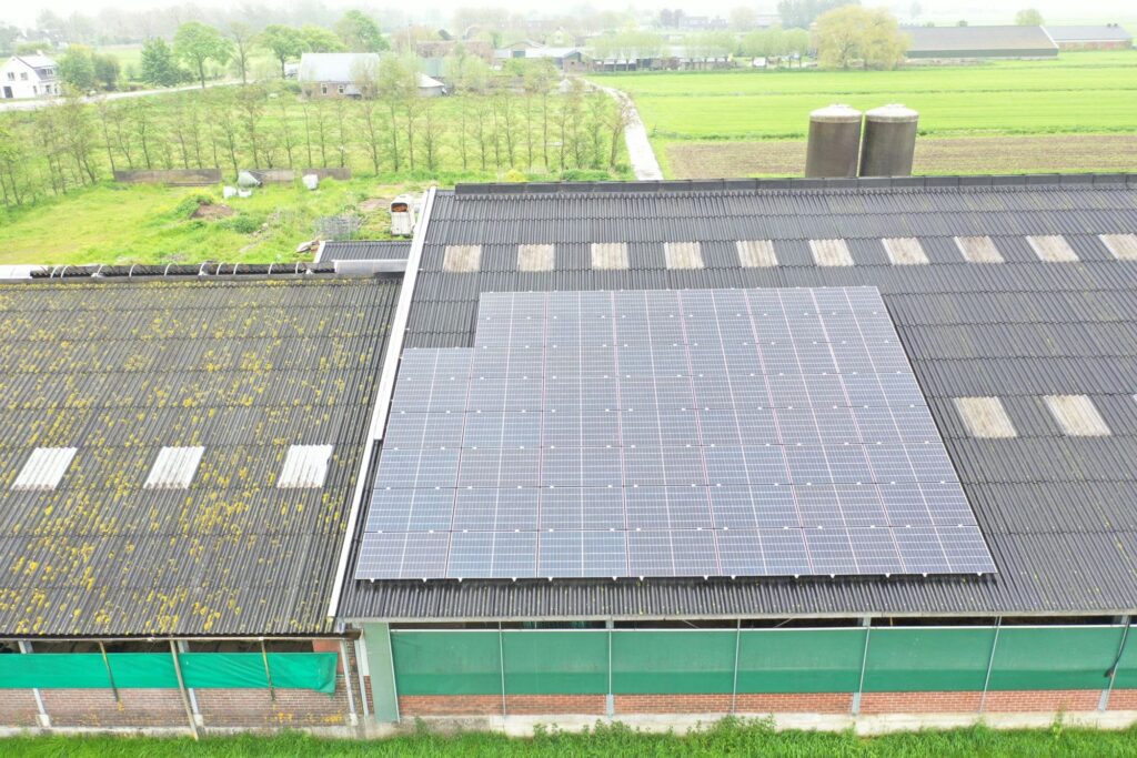 Melkveebedrijf Vergeer – Oudewater – zonnepanelen geïnstalleerd door Gebar GO